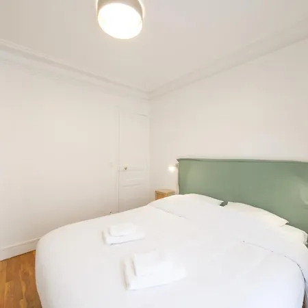 Mgic 4p Montmartre Paryż